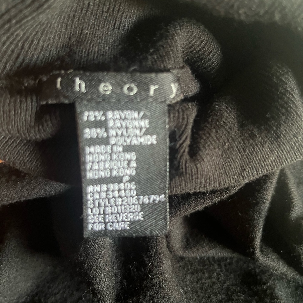 Theory Elegant Black Ruched Long Sleeve Top - Picture 3 of 6